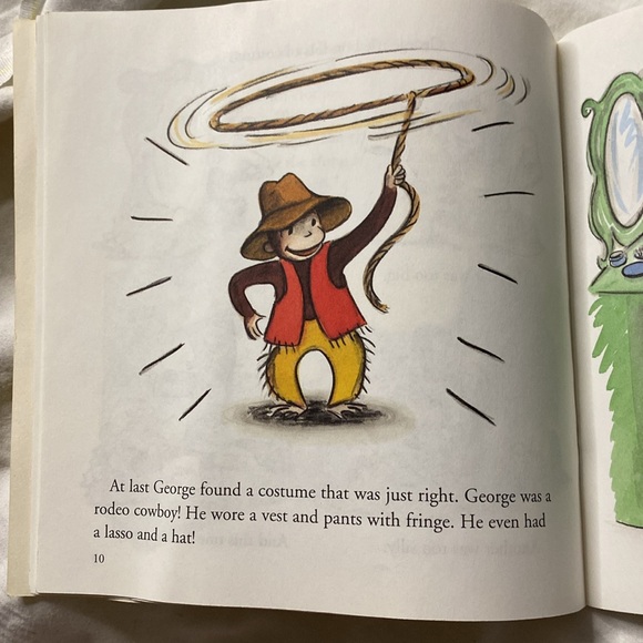 Lot of 2 Childrens Books Curious George Goes to a Costume Party & Cinderella - Picture 5 of 9
